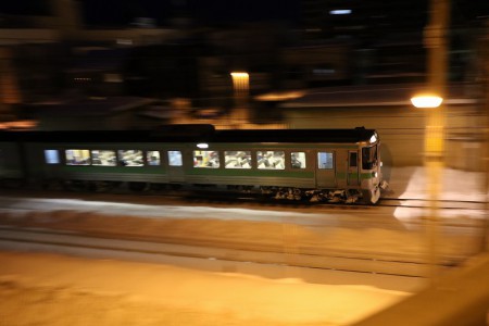 流し撮り-滝川行き普通電車