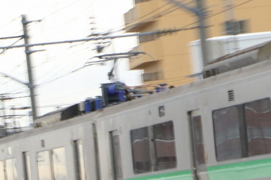 根元 青-パンタグラフ 733系 電車