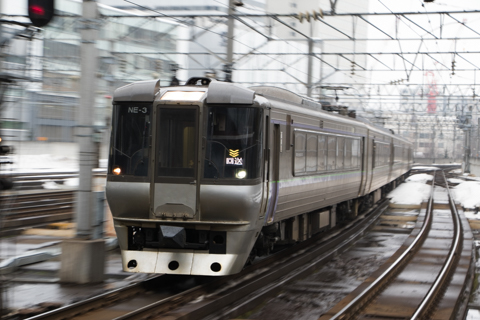 久しぶりの動画-ほぼ札幌駅からの785系NE-1,NE-2,NE-3